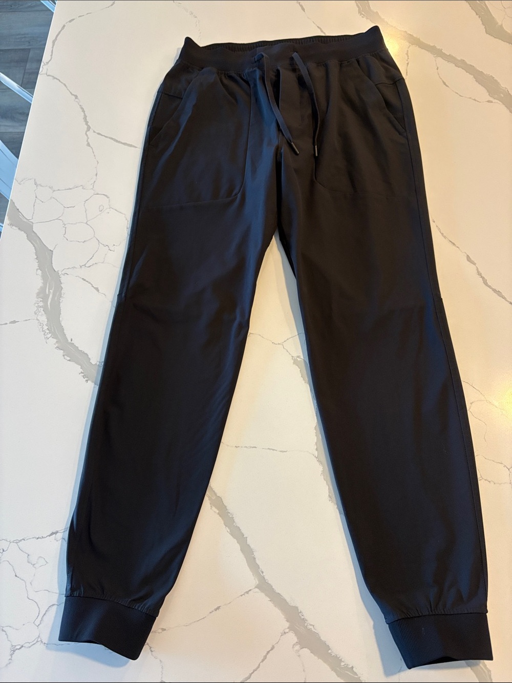 Lululemon ABC Jogger 31” ~ Medium ~ Black